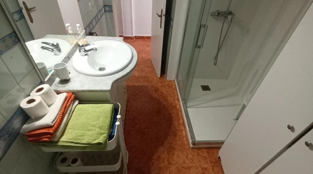 Apartamento Acapulco Luxe Piso 3 En 1A Linea Playa Poniente Benidorm Top Vistas Al Mar Espectaculares Y De Luxe Con Acceso A Piscina Y Garaje Privado Exterior photo