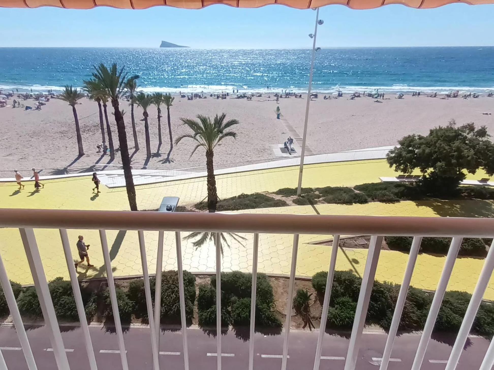 Apartamento Acapulco Luxe Piso 3 En 1A Linea Playa Poniente Benidorm Top Vistas Al Mar Espectaculares Y De Luxe Con Acceso A Piscina Y Garaje Privado Exterior photo